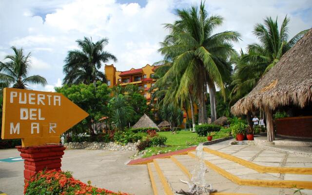 Puerta Del Mar Hotel