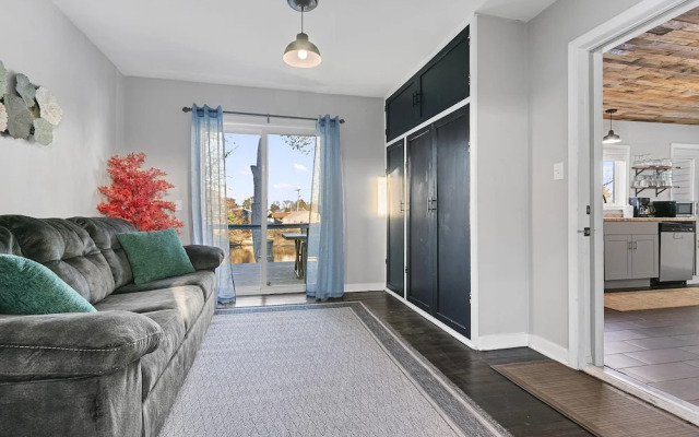 The Waterfront - Waterslide Game Room Sleeps 26