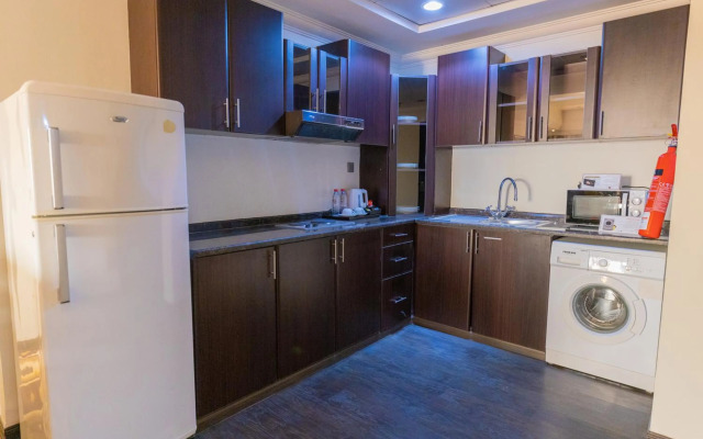 Ewan Ajman Suites Hotel