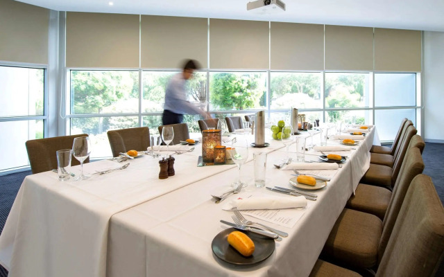 ibis Melbourne Glen Waverley