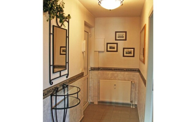 Lake View Modern Retreat