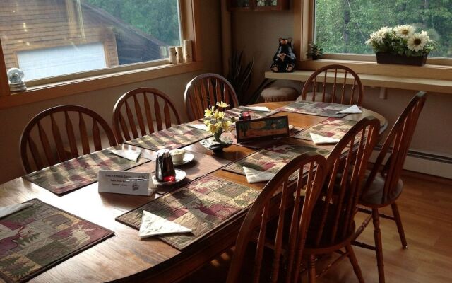 Bear Lake Lodgings Bed & Breakfast