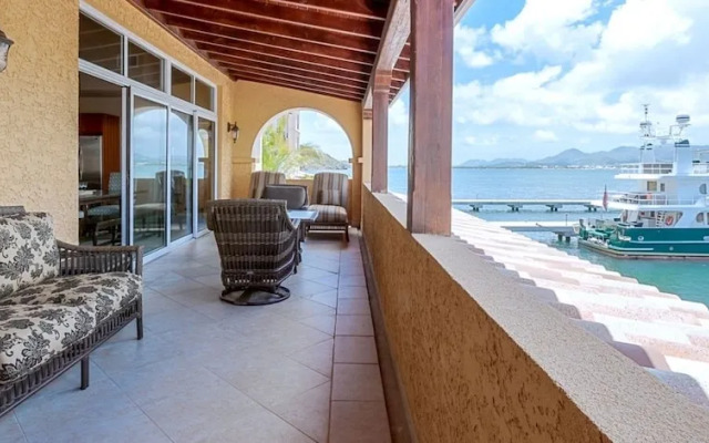 Condo Marina 360