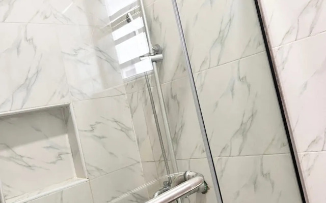 Luxury Shortlet Apartment LBS, AJAH