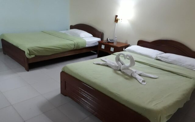 Mango Hotel