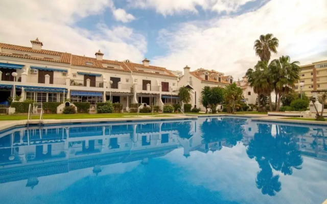 Amplio apartamento junto al mar