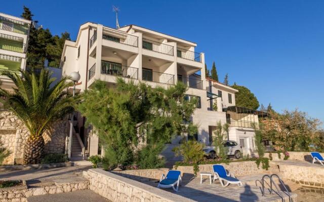 Apartments Regina Maris