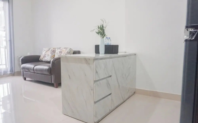 Comfy And Homey 2Br Transpark Cibubur Apartment