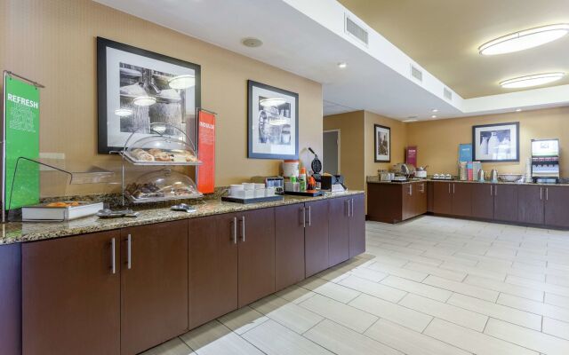Hampton Inn Biloxi-Ocean Springs