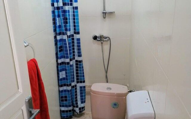 Cozy White House - Hostel