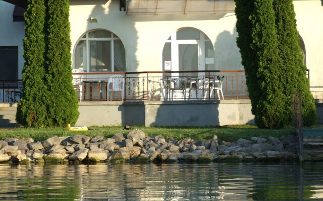 Aranyhíd Hotel