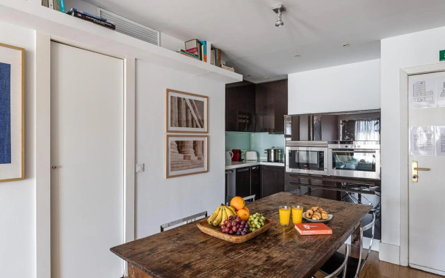 BNBHolder Luxury Triplex CHAMBERI