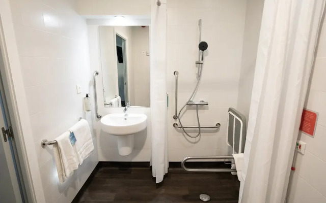 Travelodge Madrid Metropolitano