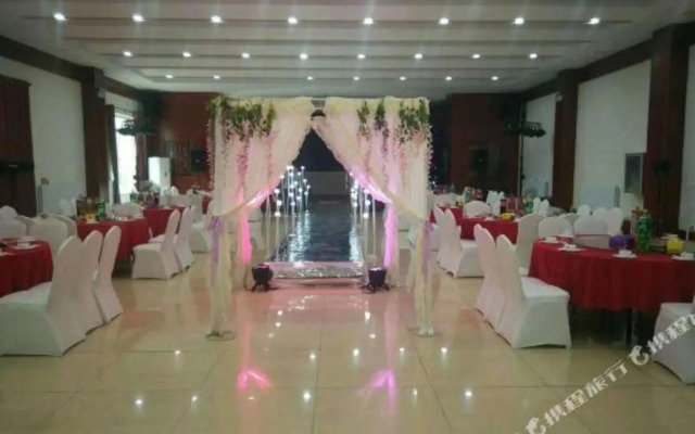 Yingzhuang Lijia Business Hotel