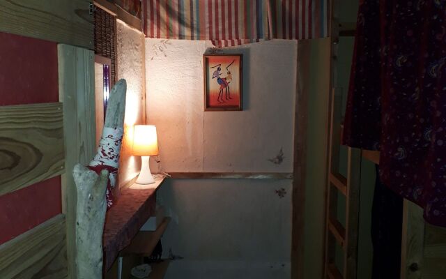 Asian Guesthouse Border - Hostel