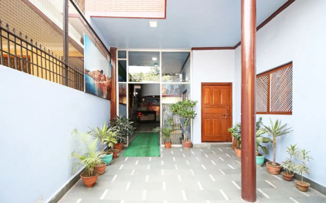 OYO Rooms 124 near Roadways