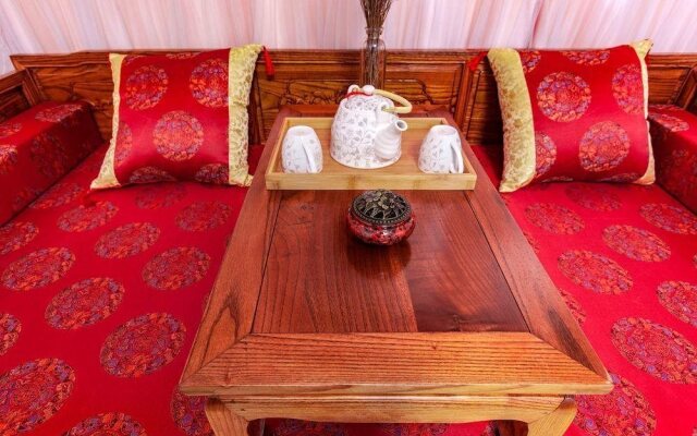 Xitang Moon Courtyard Guest House