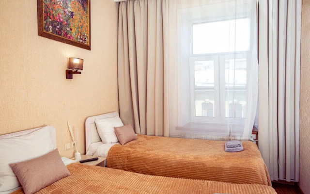 Floris на Дмитровском 7