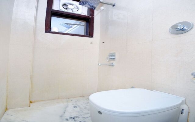 Oyo 8361 Leela Residency