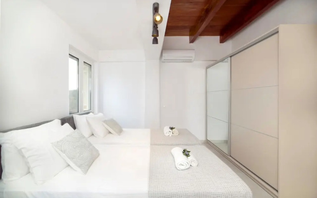 Villa Konstantinos Hilltop Vineyard Escape