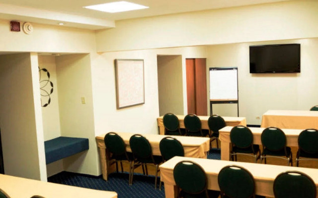 Courtyard by Marriott San Juan Miramar