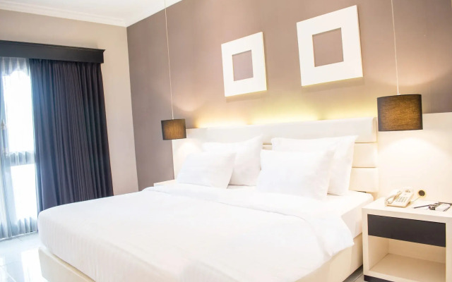 Luminor Hotel Jember by WH