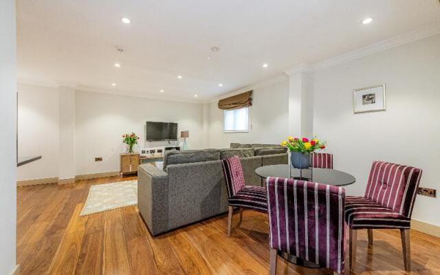 Claverley Court Apartment Knightsbridge