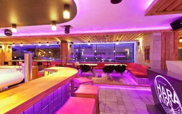 Harakiri Party House