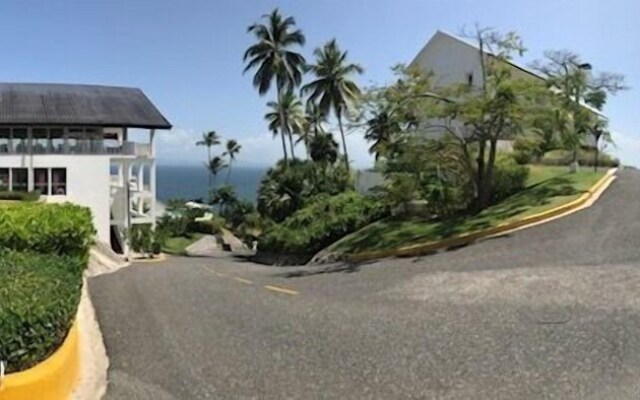 Vista Mare Samana Ocean View Top Floor 1 Bed