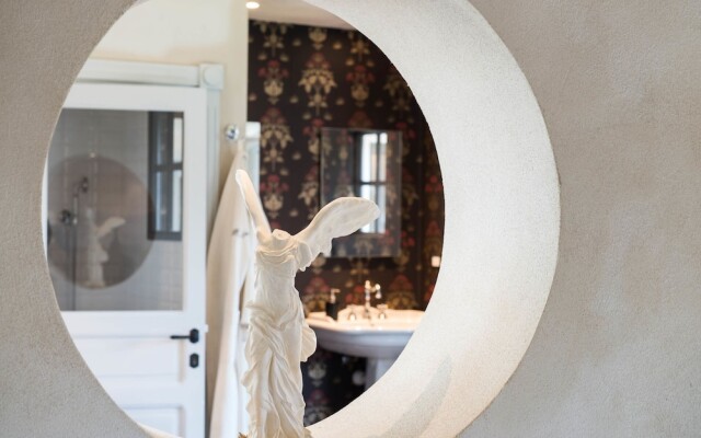 Villa with pool and SPA in Langhe