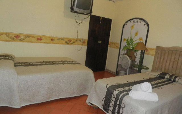 Hotel Parrokia