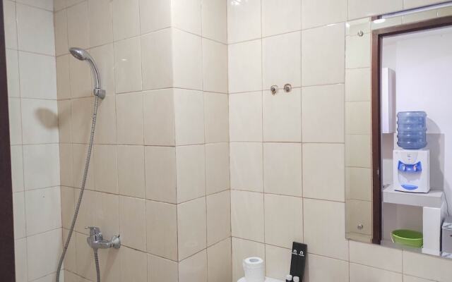 Nice And Cozy Studio At Vida View Makassar Apartment