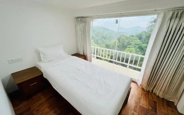 HOTEL WHITE HOUSE, Munnar