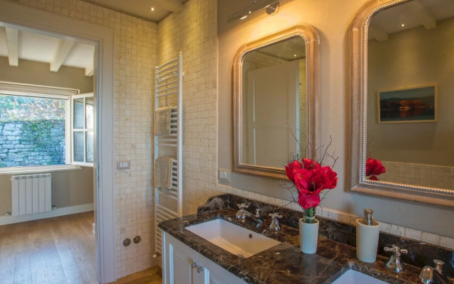 Holiday Home in Magione With Lake View & Pool