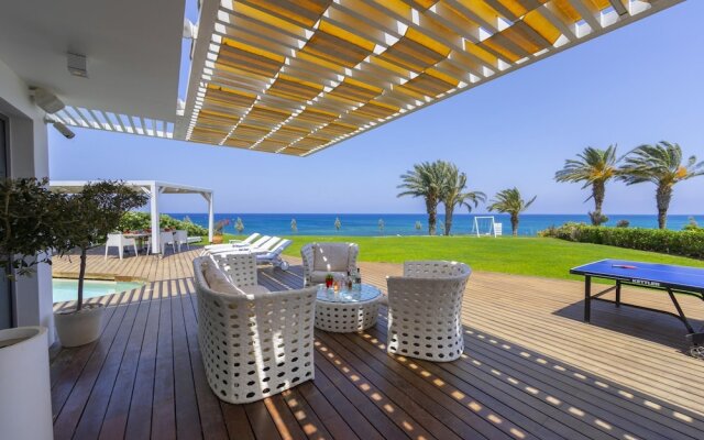 Beachfront Dream Villa