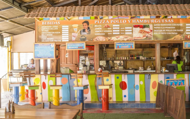 La Boya Hotel y Parque Acuático