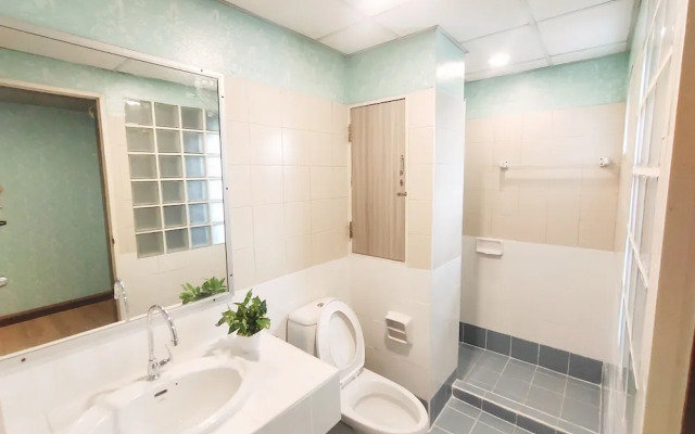 OYO 75446 Travis Inthamara 49