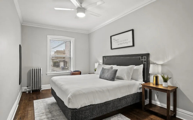 Classy 2BR Spacious Apt in Avondale