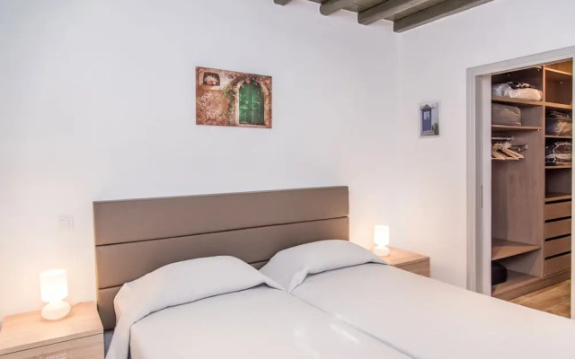 Tinos Pegion House