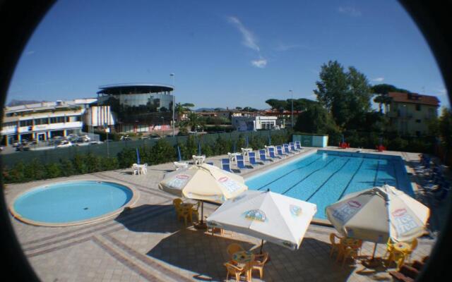 Camping Versilia Mare