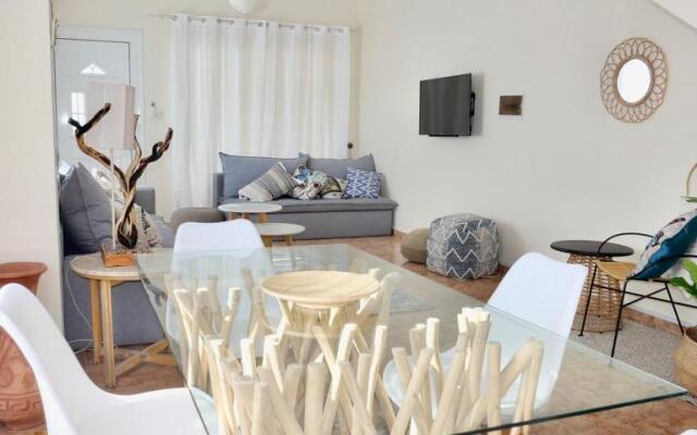 Melanos Residence 2 bdrm townhouse with private pool