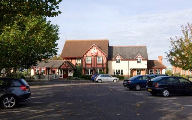 premier inn reading