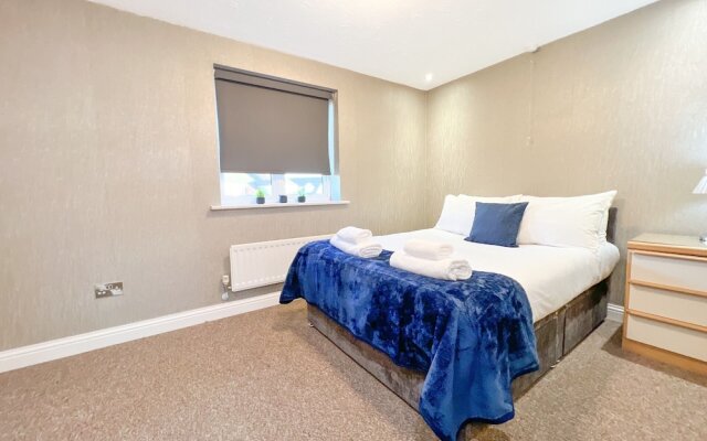 Taylor Close Holiday Home