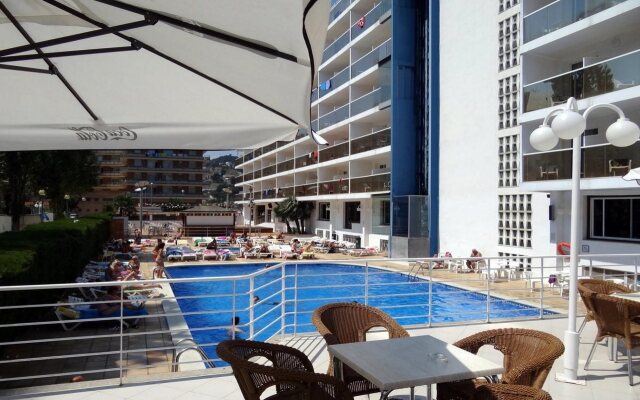 Riviera Hotel