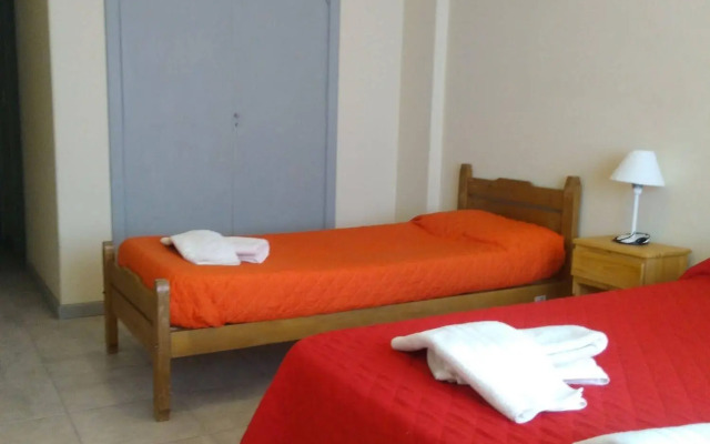 De la Plaza Hostel