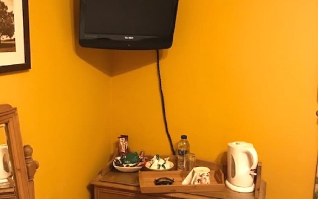 Chestnuts Bed And Breakfast