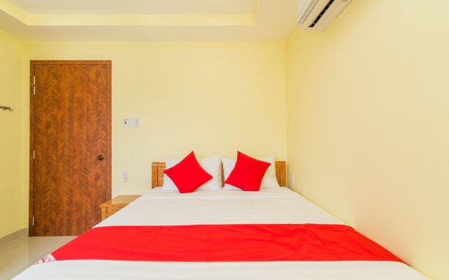 Quoc Vinh Hotel & Apartment – Guest Rooms – Nha Trang