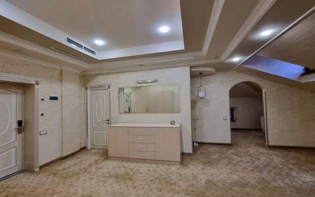 Anga Yerevan Hotel (Анга Ереван)