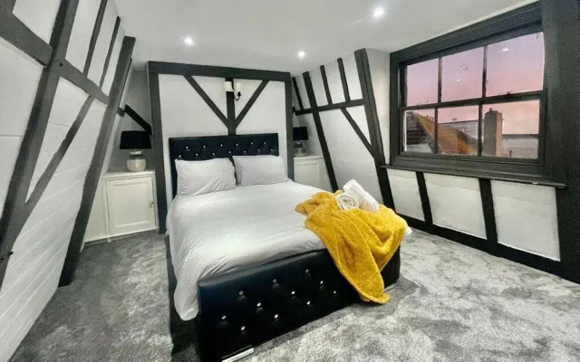 Gorgeous Hasting House