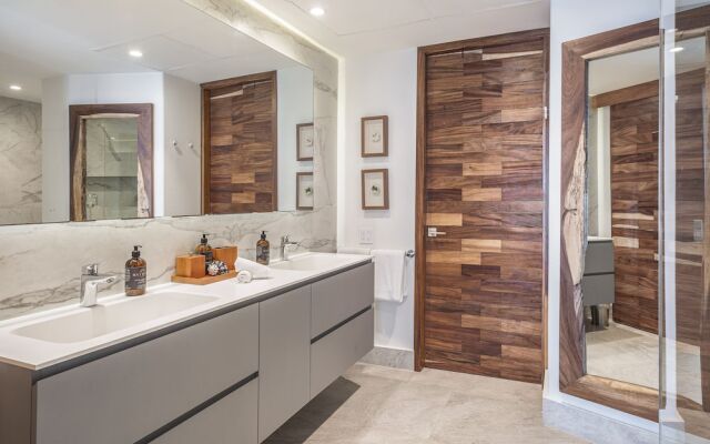 Indah Puerto Vallarta